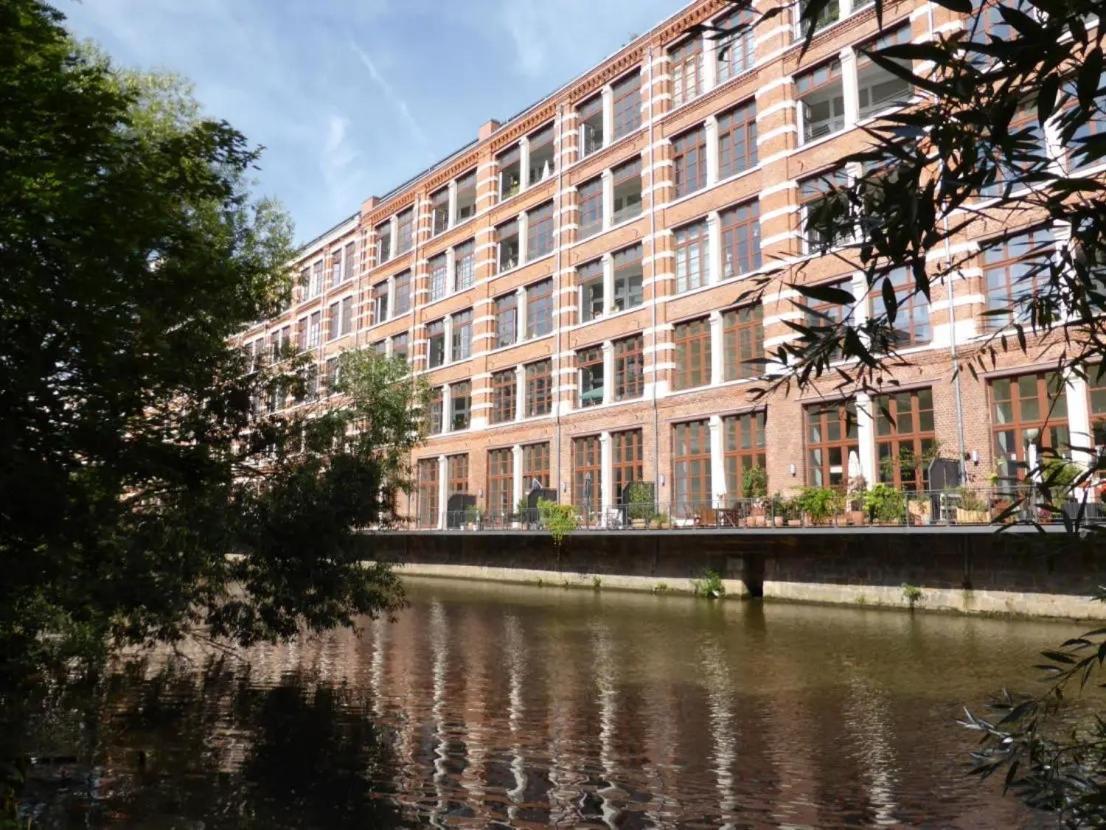 Relax-Wohnung Mit Balkon Ueber Die Weisse Elster ไลป์ซิก ภายนอก รูปภาพ