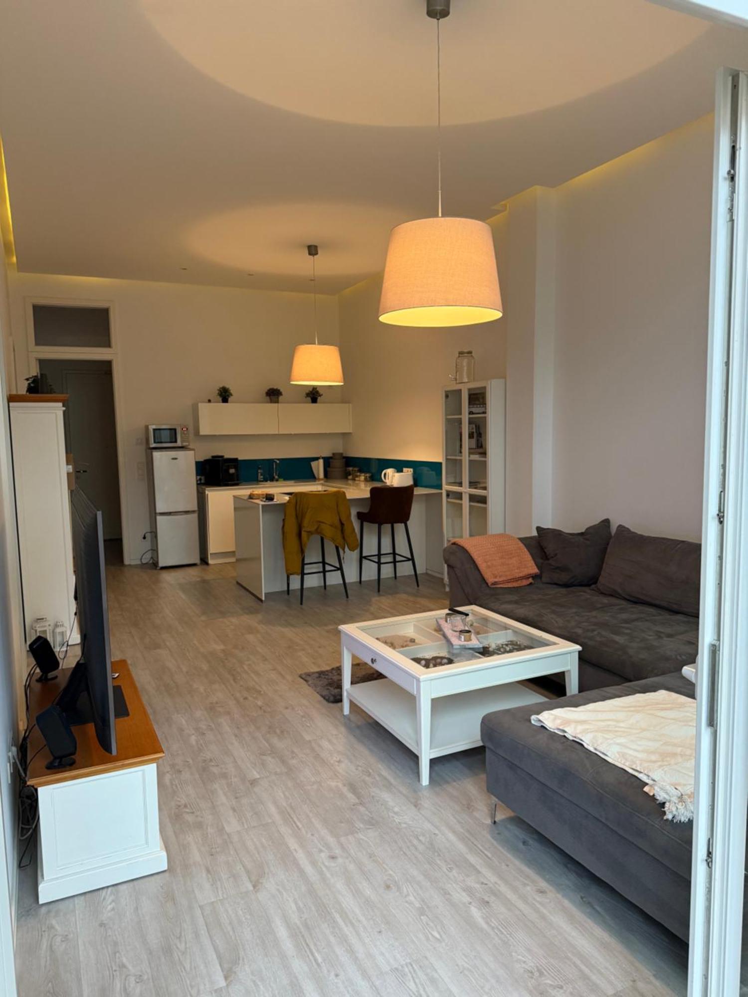 Relax-Wohnung Mit Balkon Ueber Die Weisse Elster ไลป์ซิก ภายนอก รูปภาพ